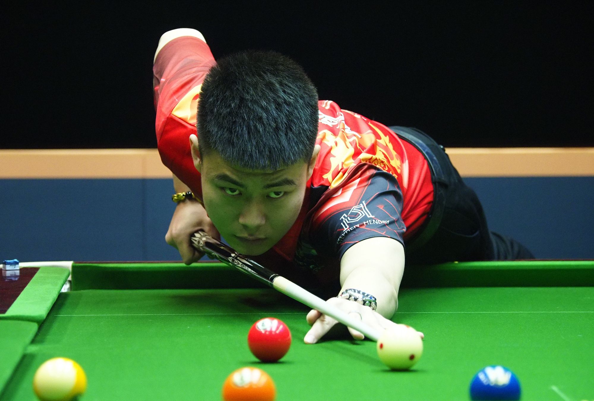 场上形势灵 场上形势灵